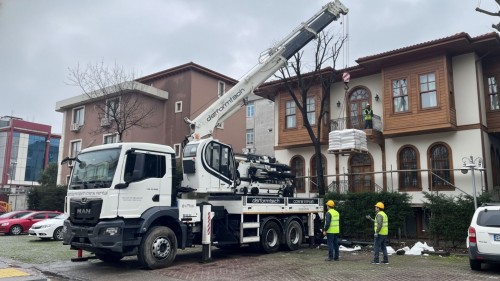 Şehrizar Konakları Vinç Kiralama